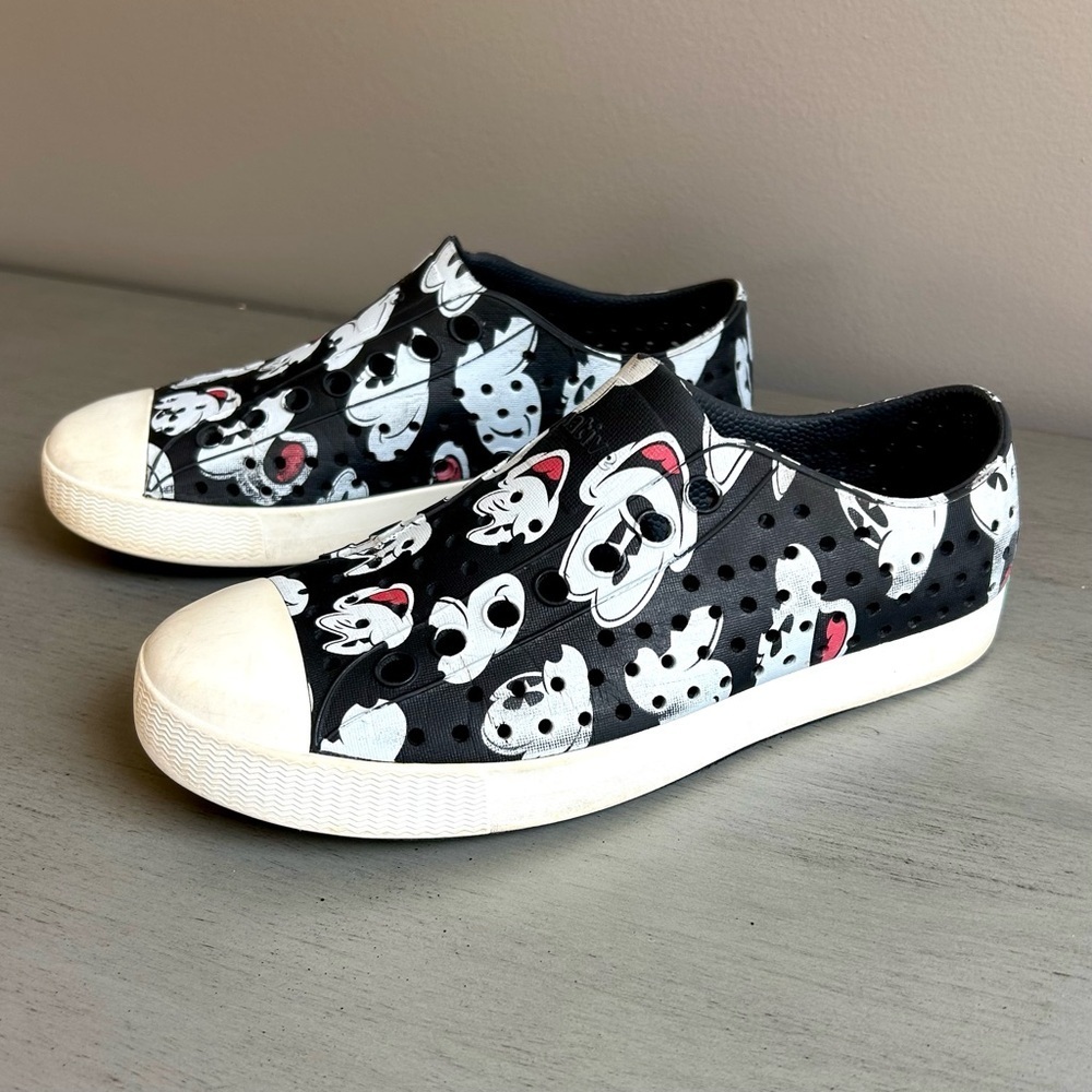 Native Jefferson Disney Parks Mickey Mouse Slip On Shoes Size M3/W5 Black